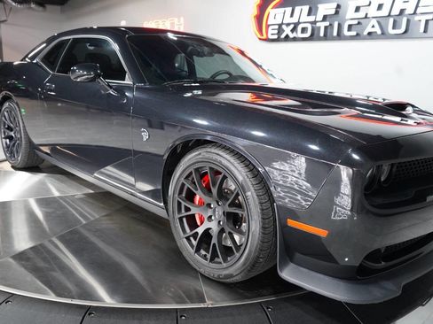 Used 2015 Dodge Challenger SRT Hellcat image 63