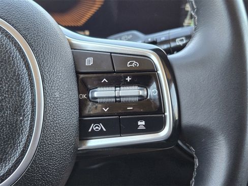 Certified 2024 Kia Sorento S image 27