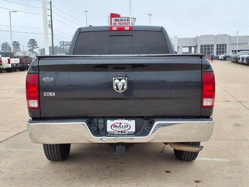 Used 2019 RAM 1500 Classic SLT image 7