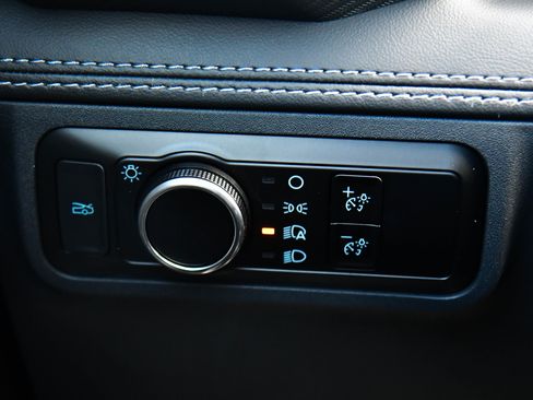 Used 2024 Ford Mustang GT Premium image 36