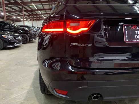 Used 2020 Jaguar F-PACE Checkered Flag image 18