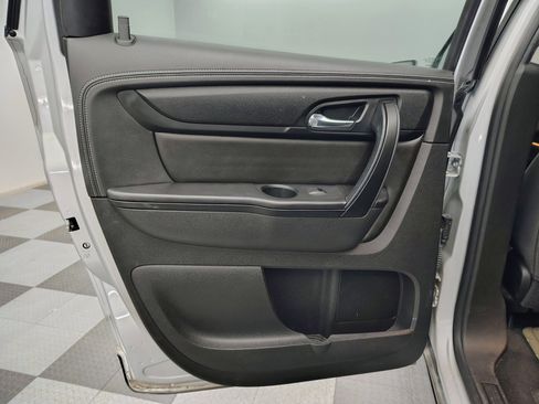 Used 2017 Chevrolet Traverse LT AWD/4WD image 11