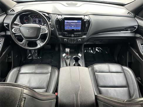 Used 2022 Chevrolet Traverse RS image 19