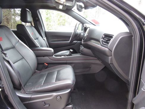 Used 2025 Dodge Durango GT image 20