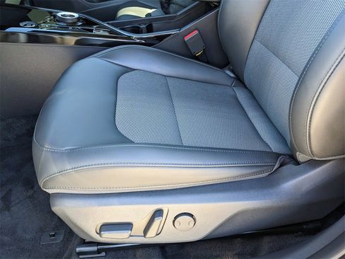 Certified 2025 Kia Niro Wind image 22