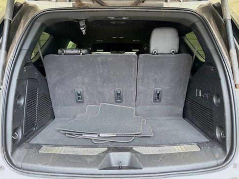 Used 2025 GMC Yukon Denali image 17