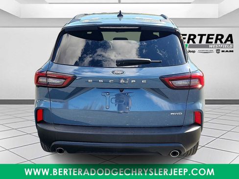 Used 2025 Ford Escape ST-Line Select image 5