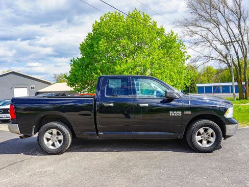 Used 2014 RAM 1500 Classic SLT AWD/4WD image 2