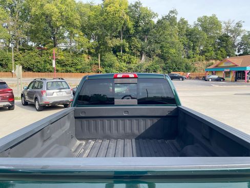 Used 2014 GMC Sierra 1500 SLT w/ SLT Preferred Package image 8