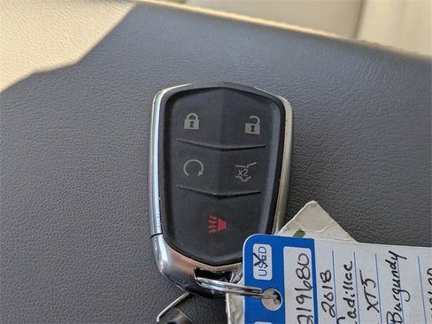 Used 2018 Cadillac XT5 Luxury image 33