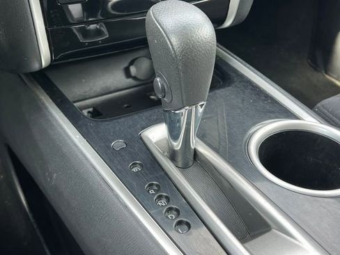 Used 2015 Nissan Pathfinder S AWD/4WD image 23