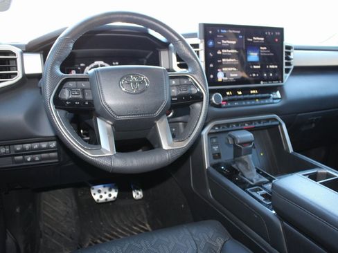 Used 2024 Toyota Tundra Limited image 5