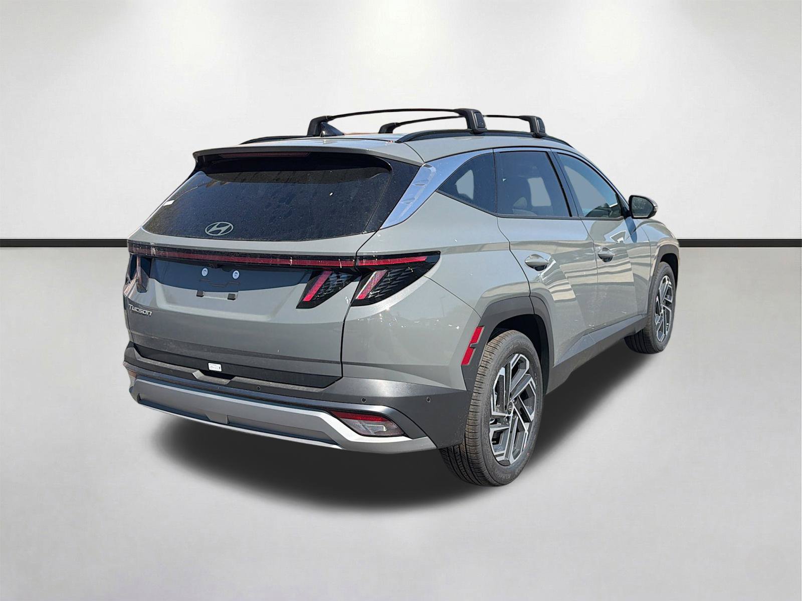 New 2026 Hyundai Tucson Limited FWD image 3