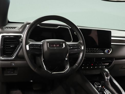 Used 2024 GMC Canyon Elevation w/ Convenience Package AWD/4WD image 9