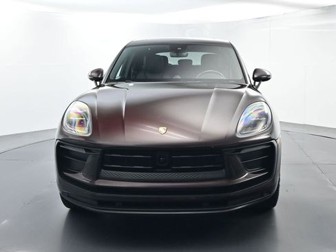 Certified 2023 Porsche Macan image 17