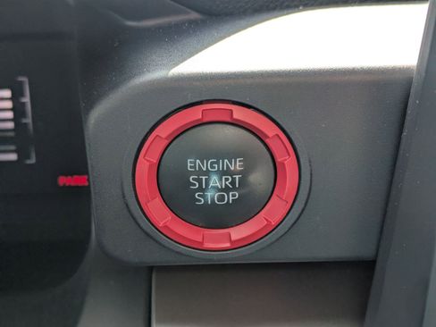 Used 2024 Toyota Tacoma SR5 AWD/4WD image 22