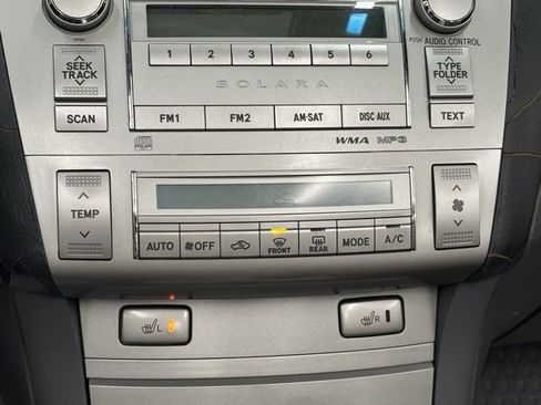 Used 2008 Toyota Solara Convertible image 27