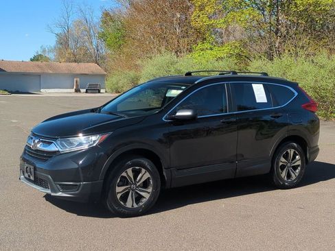 Used 2017 Honda CR-V LX image 2