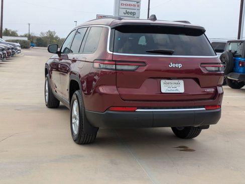 New 2025 Jeep Grand Cherokee L Laredo RWD image 5
