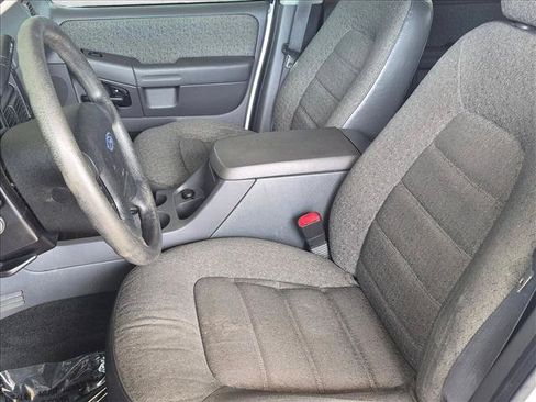 Used 2005 Ford Explorer XLS AWD/4WD image 14