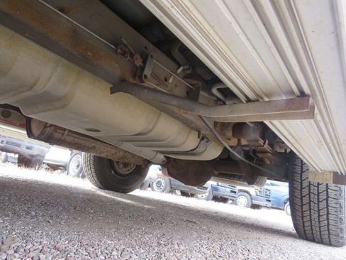 Used 1999 Ford E-150 and Econoline 150 Wagon image 31