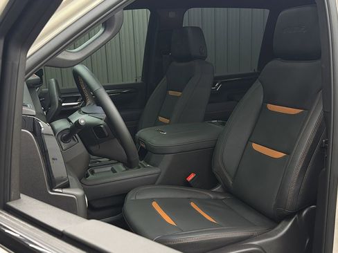 Used 2026 GMC Sierra 2500 AT4 w/ AT4 Premium Plus Package image 35