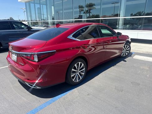 Used 2019 Lexus ES 350 w/ Premium Package FWD image 7