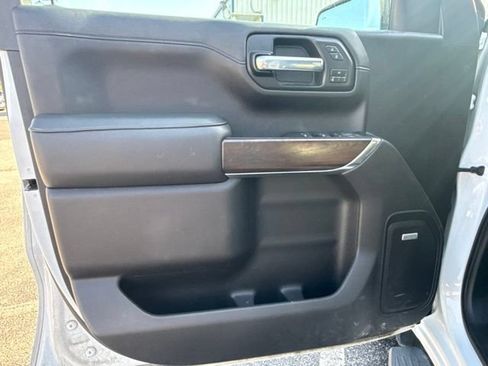 Used 2021 GMC Sierra 1500 SLT AWD/4WD image 13