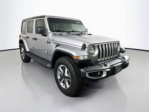 Used 2019 Jeep Wrangler Unlimited Sahara image 1