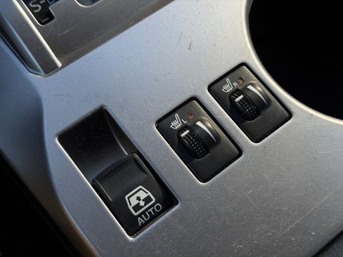 Used 2016 Toyota 4Runner SR5 Premium image 32