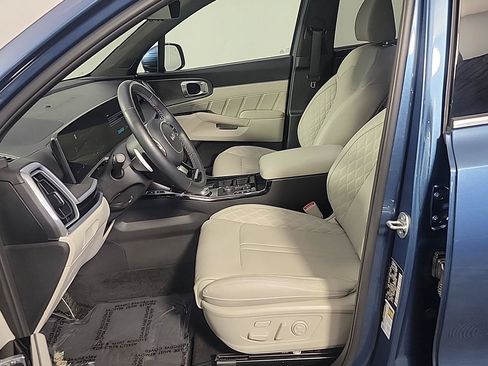 Used 2025 Kia Sorento SX Prestige AWD/4WD image 21