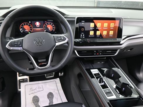 New 2026 Volkswagen Atlas Peak Edition AWD/4WD image 37
