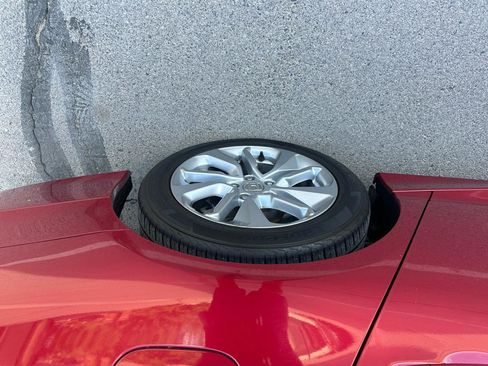 Used 2018 Honda Accord LX image 6