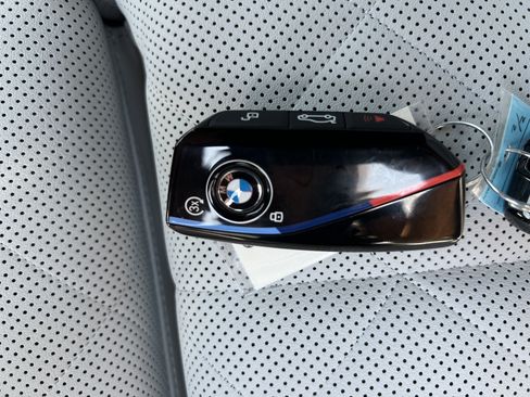 Used 2025 BMW X5 M60i AWD/4WD image 35
