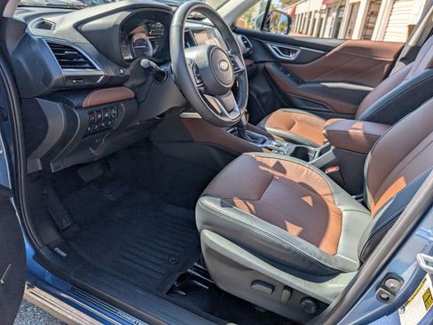 Used 2024 Subaru Forester Touring image 11