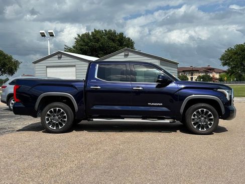 Used 2023 Toyota Tundra Limited w/ Power Package AWD/4WD image 4