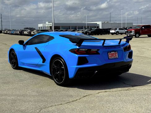 Used 2025 Chevrolet Corvette Stingray Coupe w/ 1LT image 12