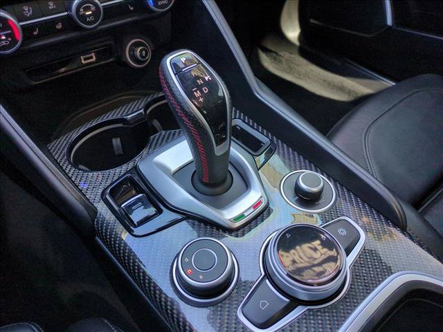 Used 2023 Alfa Romeo Giulia Estrema RWD image 12