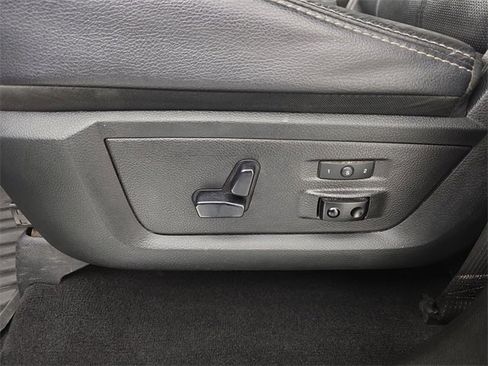 Used 2018 RAM 2500 Laramie image 21