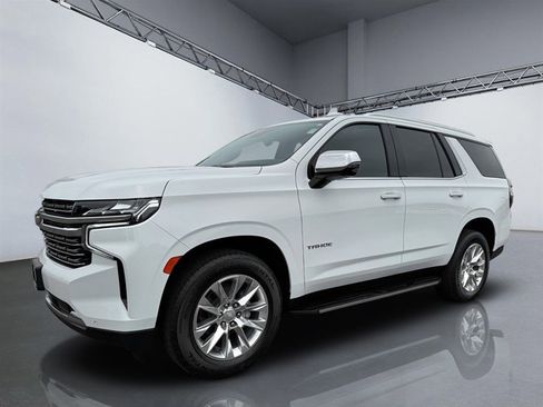 Used 2023 Chevrolet Tahoe Premier w/ Premium Package 2 AWD/4WD image 10