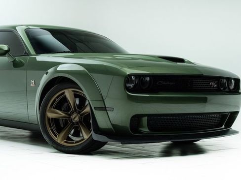 Used 2019 Dodge Challenger R/T Scat Pack w/ Widebody Package image 4