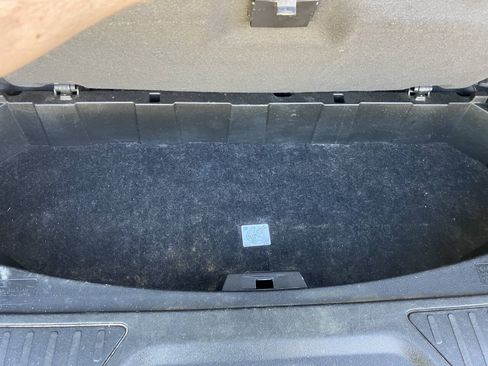 Used 2010 GMC Acadia SL FWD image 37