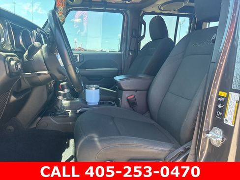 Used 2021 Jeep Wrangler Unlimited Sahara AWD/4WD image 17