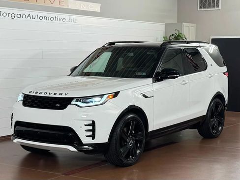Used 2024 Land Rover Discovery Dynamic SE AWD/4WD image 7