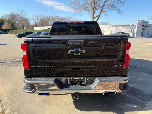 Used 2021 Chevrolet Silverado 1500 LTZ w/ LTZ Premium Package image 6