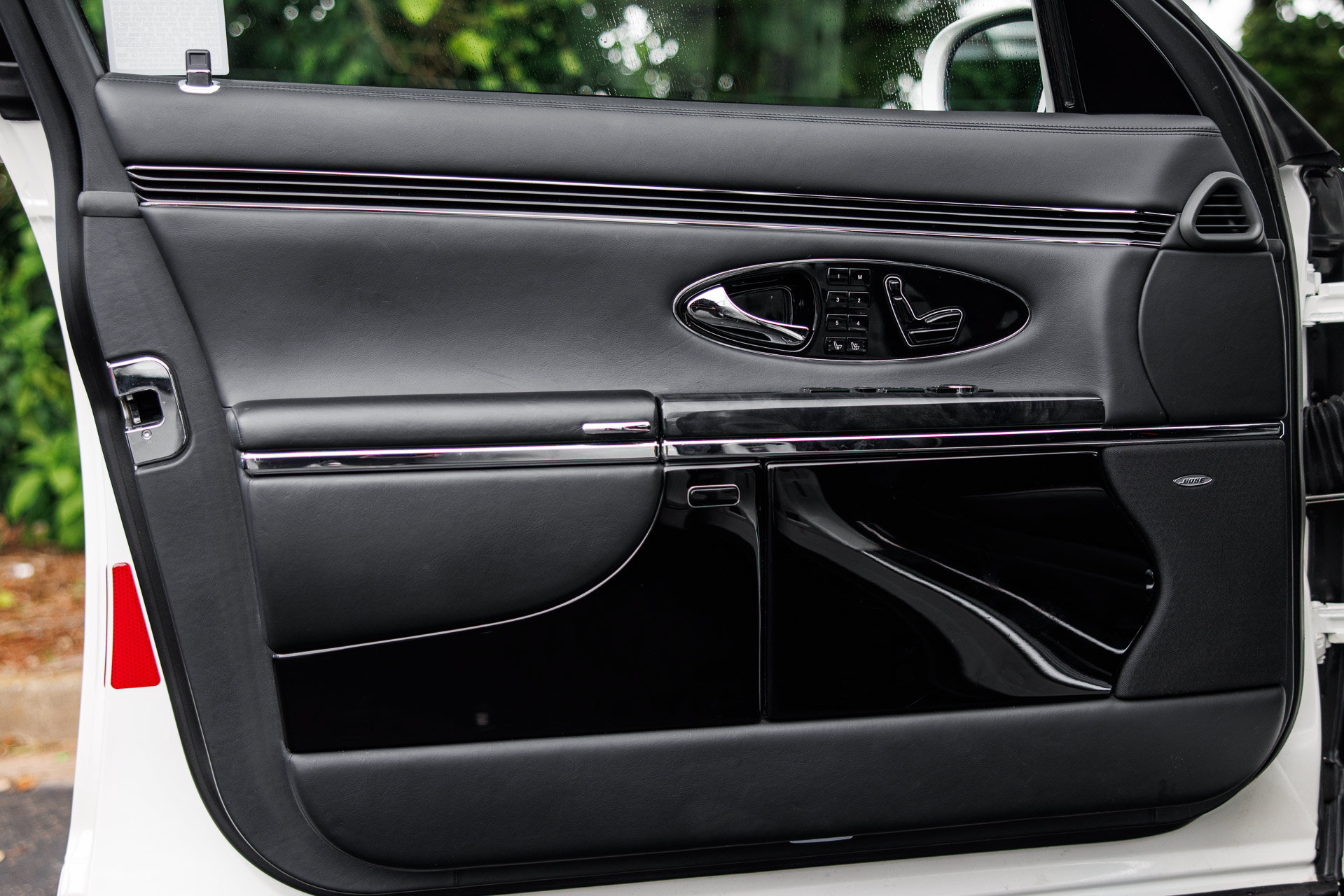 Used 2008 Maybach 57 S RWD image 10