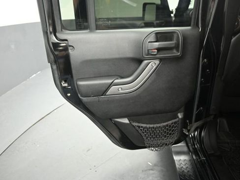 Used 2015 Jeep Wrangler Unlimited Sport w/ Quick Order Package 24S AWD/4WD image 20