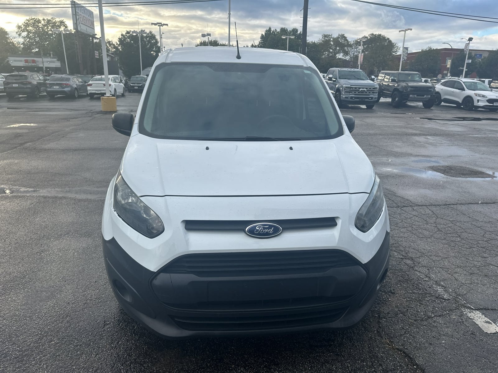 Used 2015 Ford Transit Connect XL FWD image 4