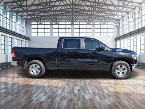 Used 2023 RAM 1500 Big Horn AWD/4WD image 2