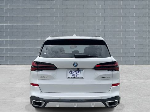 Used 2024 BMW X5 xDrive50e w/ M Sport Package image 4